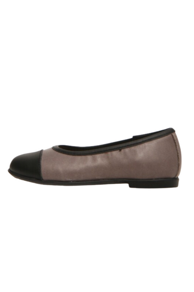 Scillie Calf Black/Gray Shoe