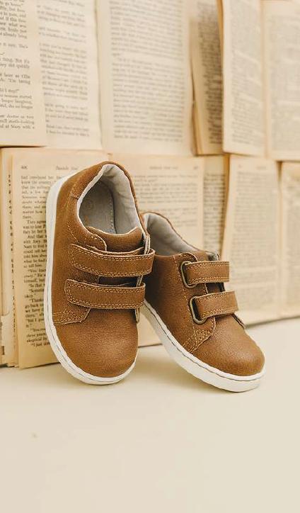IM-LINK - SHOES - KYLE DOUBLE STRAP SNEAKER - CHESTNUT