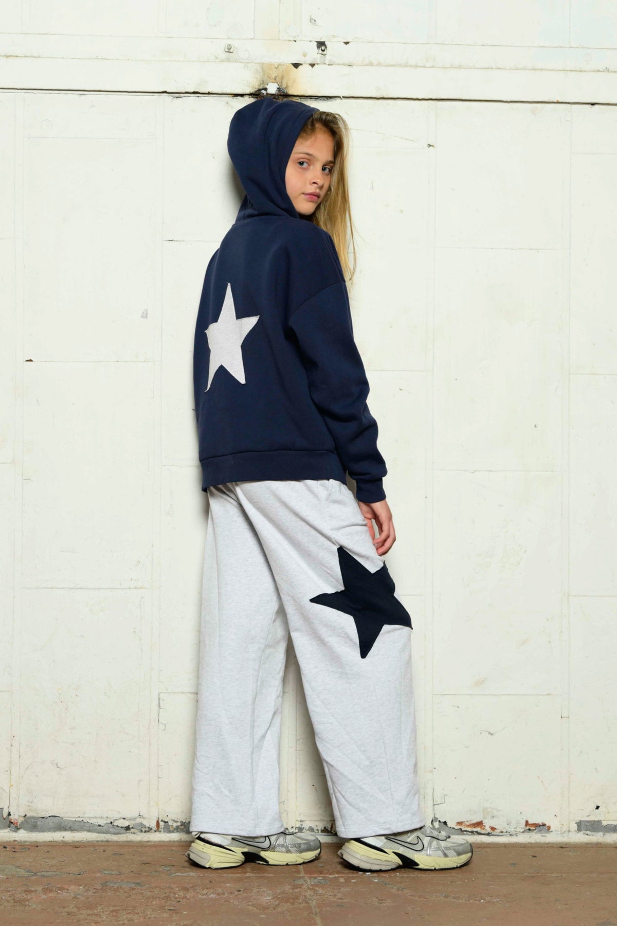 KATIE J NYC ZIGGY OVERSIZED HOODIE EVENING BLUE WHITE