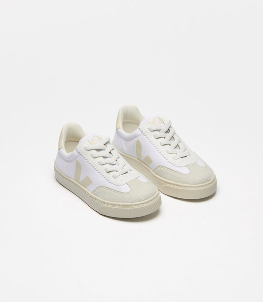 Veja - White Laces Tennis Shoe